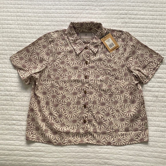 Royal Robbins women’s Camino Shirt size M,colorWild Rhubarb vintage flower print - Picture 1 of 5